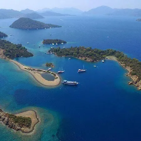 Muc Yachting Bateau-hôtel *